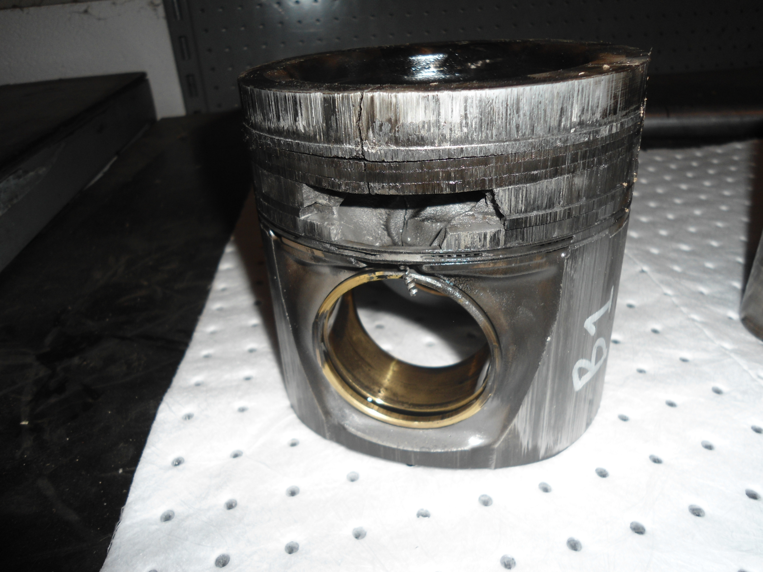 Piston damage Interface Marine Yacht Surveyors & Marine Consultants